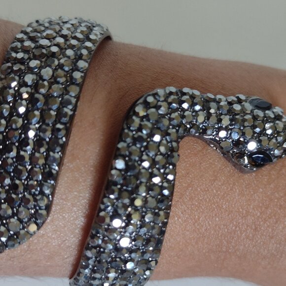 Bracelet Snake Shaped, Grey black snake bracket, Party Bracelet - Picture 5 of 8